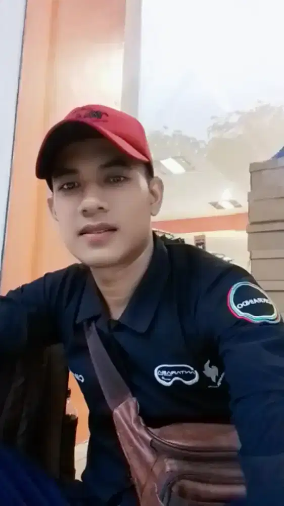 Saya Lagi Mencari Kerjaan Apa Saja