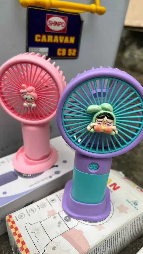 Kipas tangan portable