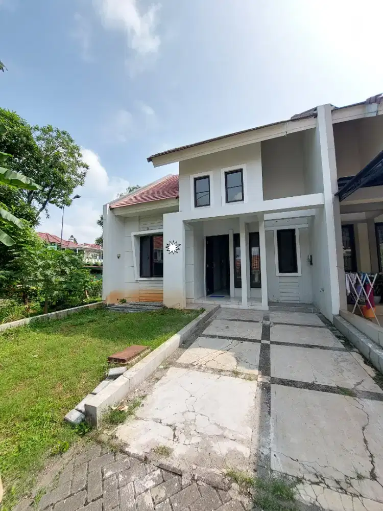 Disewakan Rumah Oscar Legenda Wisata Cibubur