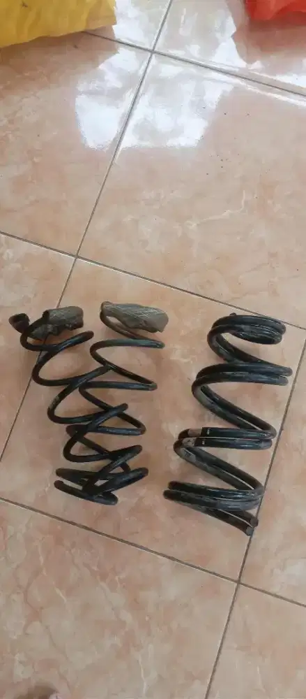 Per depan belakang copotan nissan march