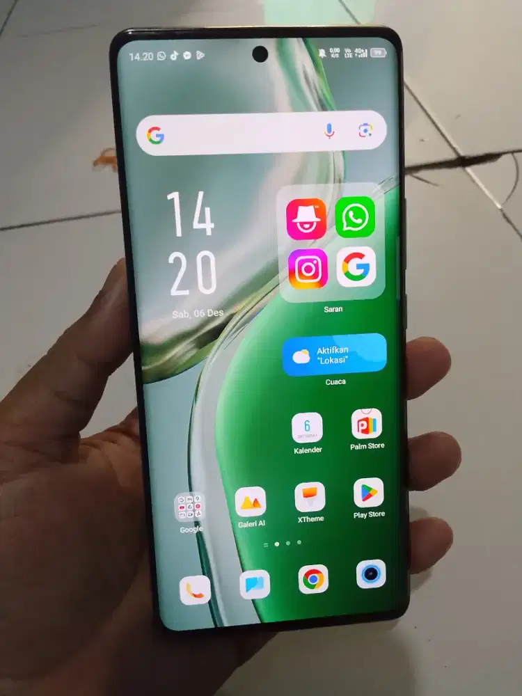 Infinix Zero 30 ram 8/256 NFC layar lengkung amoled sidik jari layar
