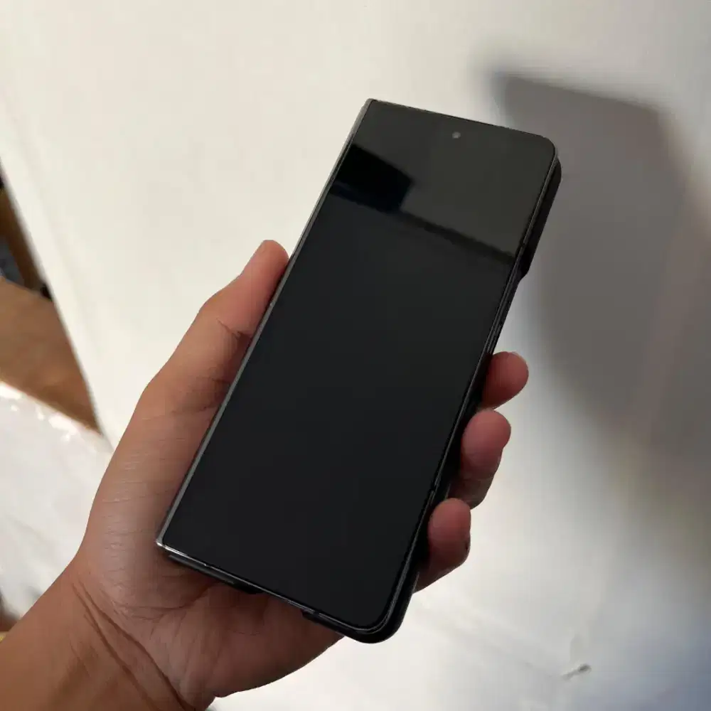 Samsung zfold 4 12/256 ex sein