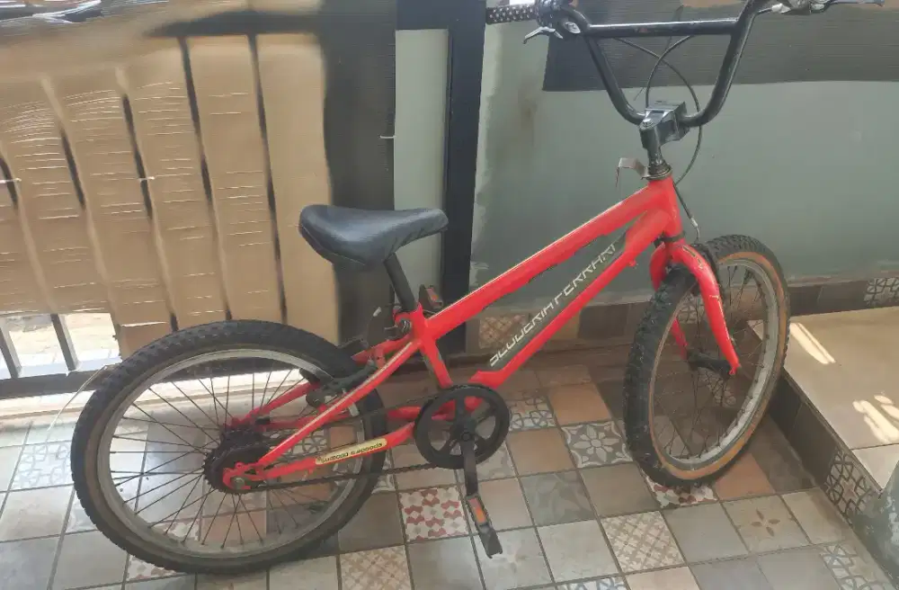 Sepeda BMX Anak Sekolah
