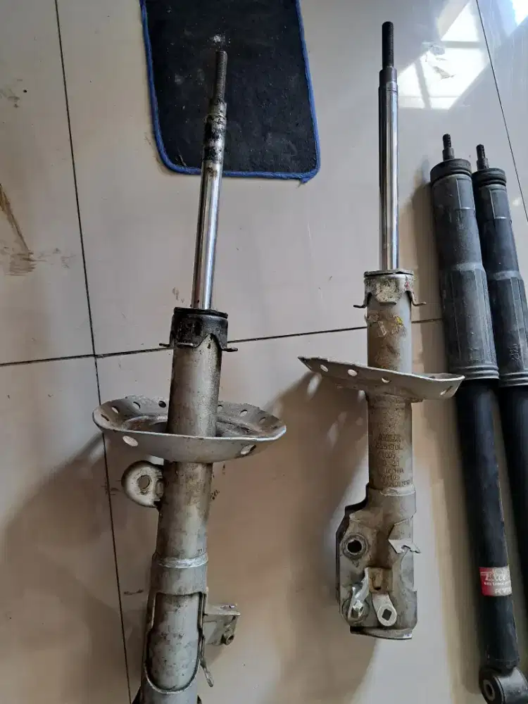 Shock jazz ge8 depan belakang