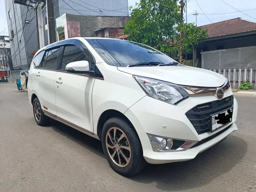 Km28rb bekas rasa baru Sigra R deluxe Limited edition 2018 MT