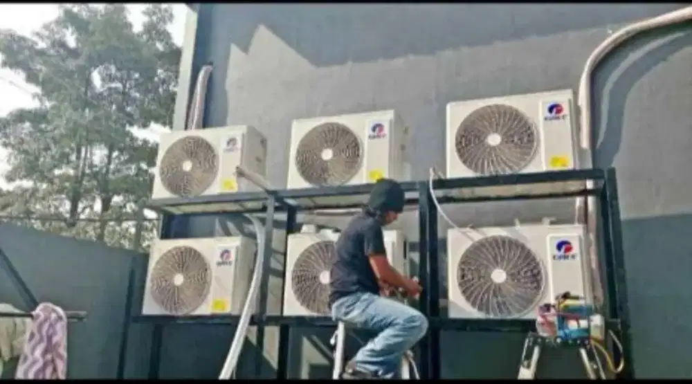 Service ac tidak dingin, bongkar pasang ac ,cuci ac, tambah isi freon