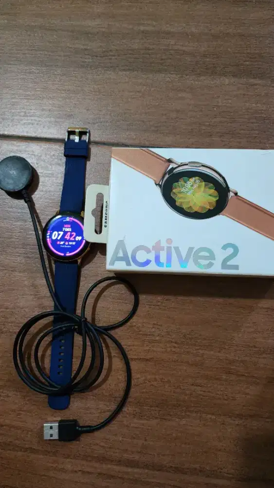 Jual cepat jam tangan samsung galasi watch active 2