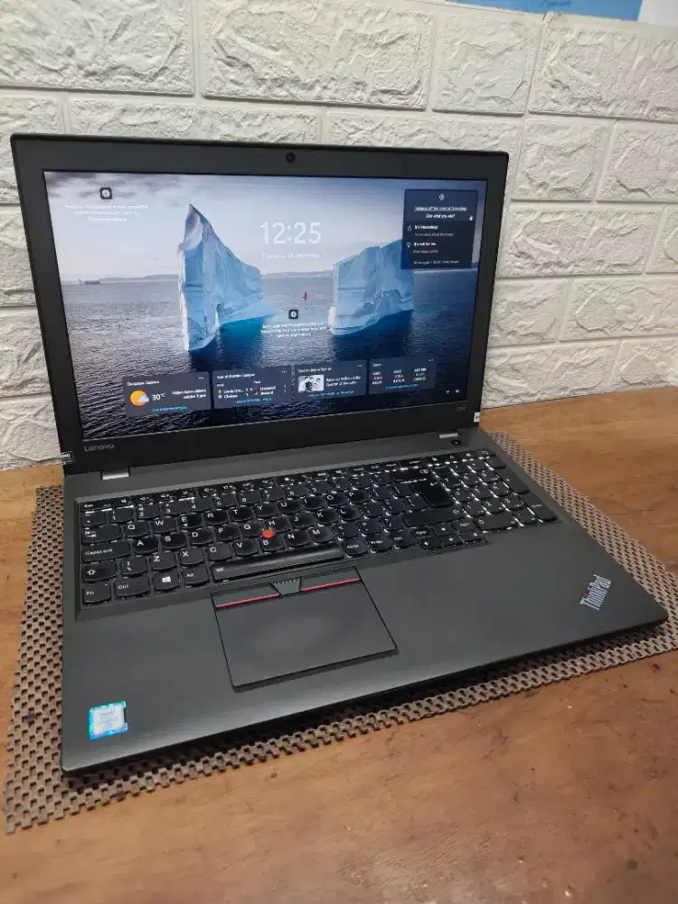 Lenovo Thinkpad T560 intel core i7 Gen-6 (8/256gb) 15 inch Touchscreen