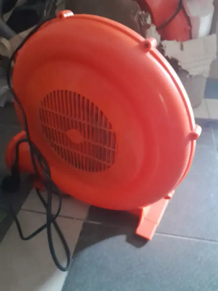 Jual blower bekas tapi masih gress ya