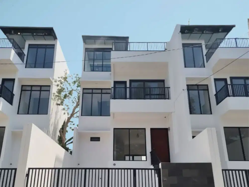 RASANYA SEPERTI LIBURAN TERUS! Rumah Dekat ke Pusat Kota Bandung di Cigadung Tubagus Ismail Dago