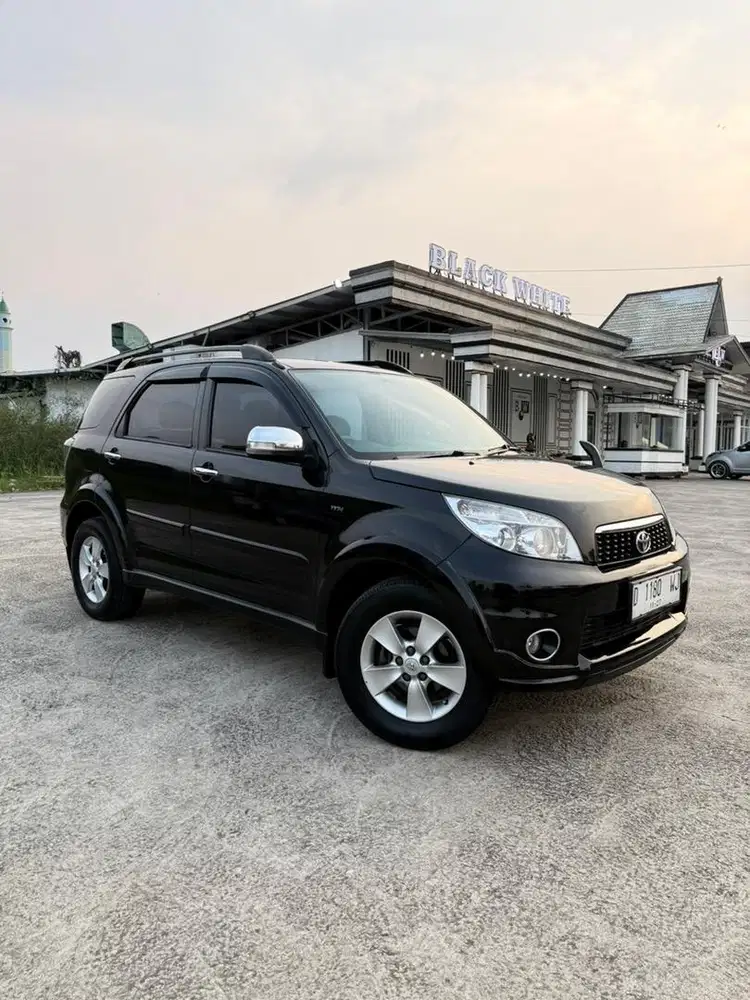 Toyota Rush S A/T 2012