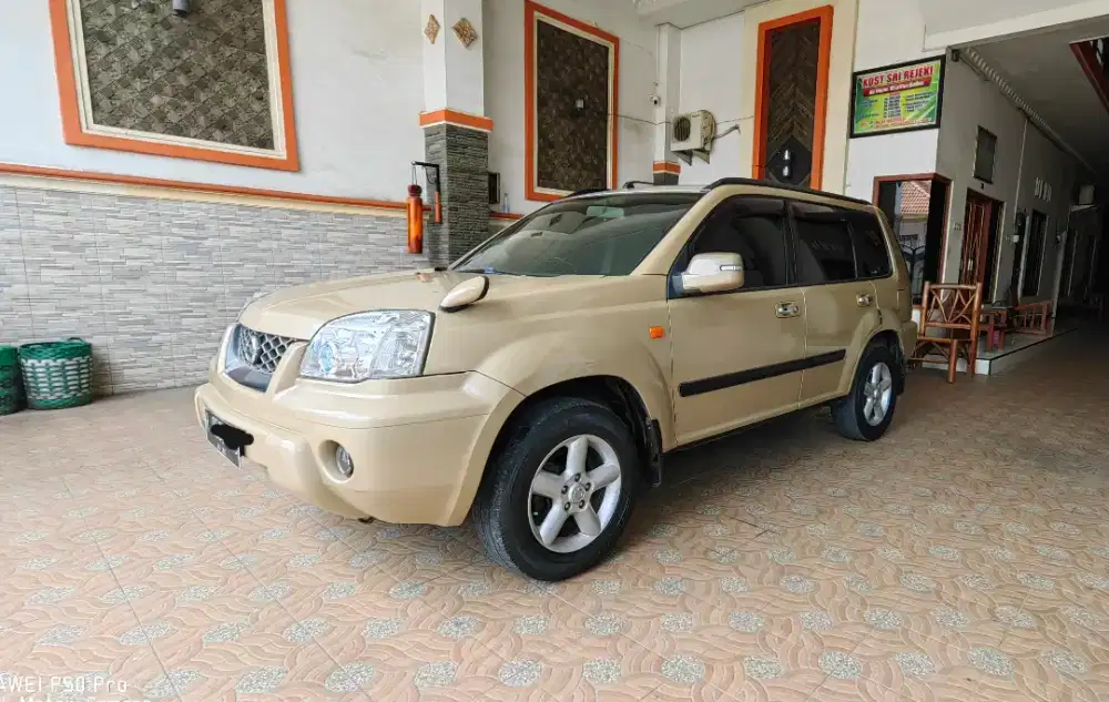 NISSAN XTRAIL T30 .2005
