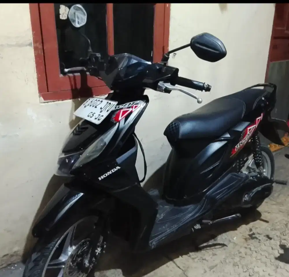 Honda Beat Carbu pajak hidup