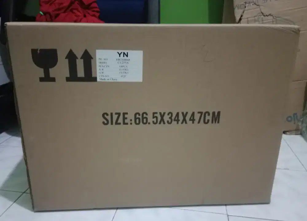 Kardus bekas buat packing barang