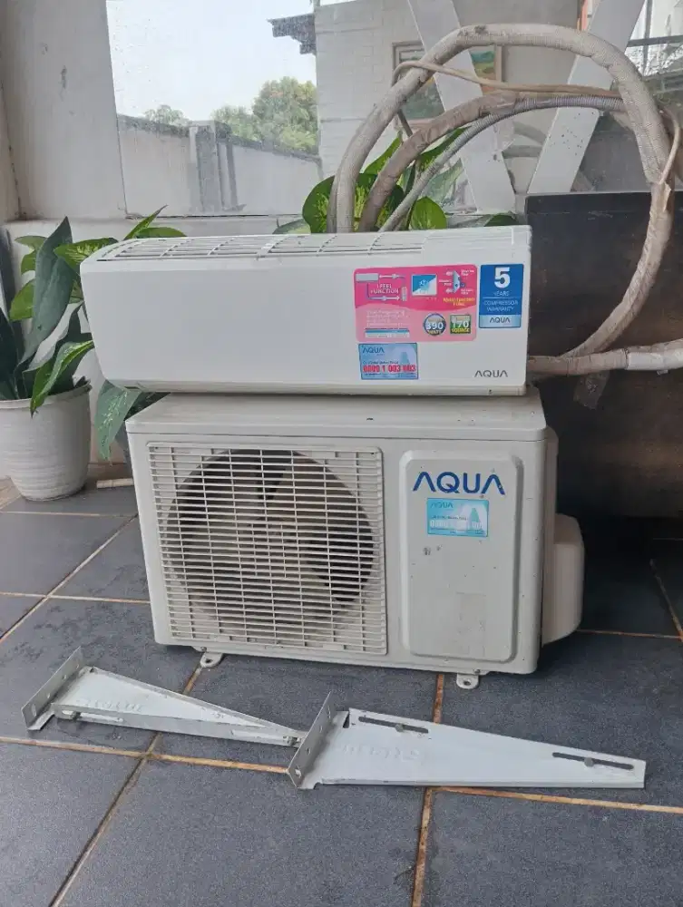 AC 1/2 PK AQUA MURAH