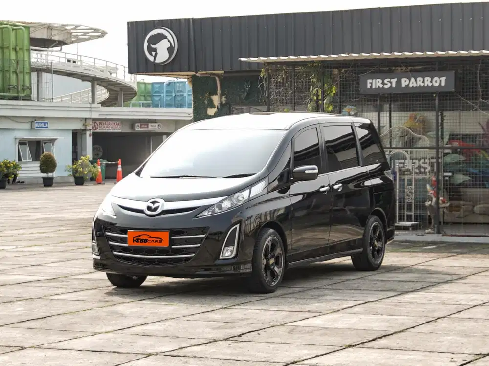 Mazda biante 2.0 AT 2013