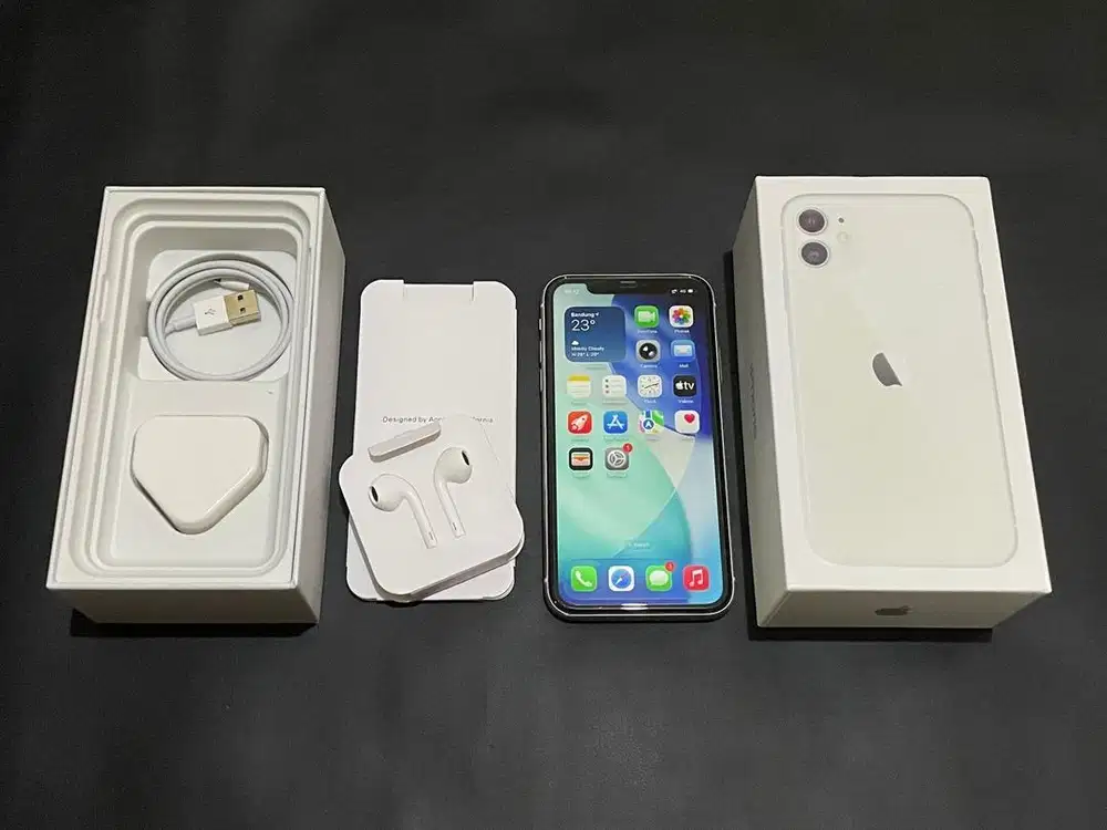 Jual iPhone 11 128GB white dual sim nano ex beacukai