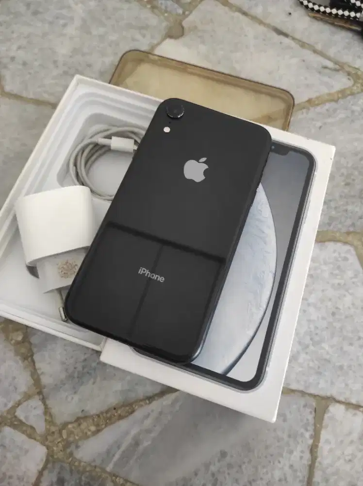 iPhone xr 64gb lengkap ori