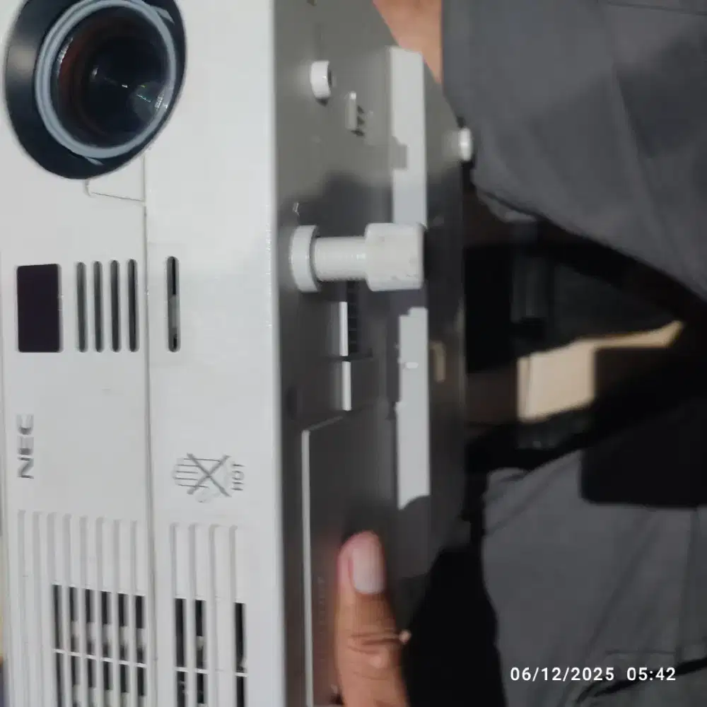 proyektor nec ve282 normal siap pakai