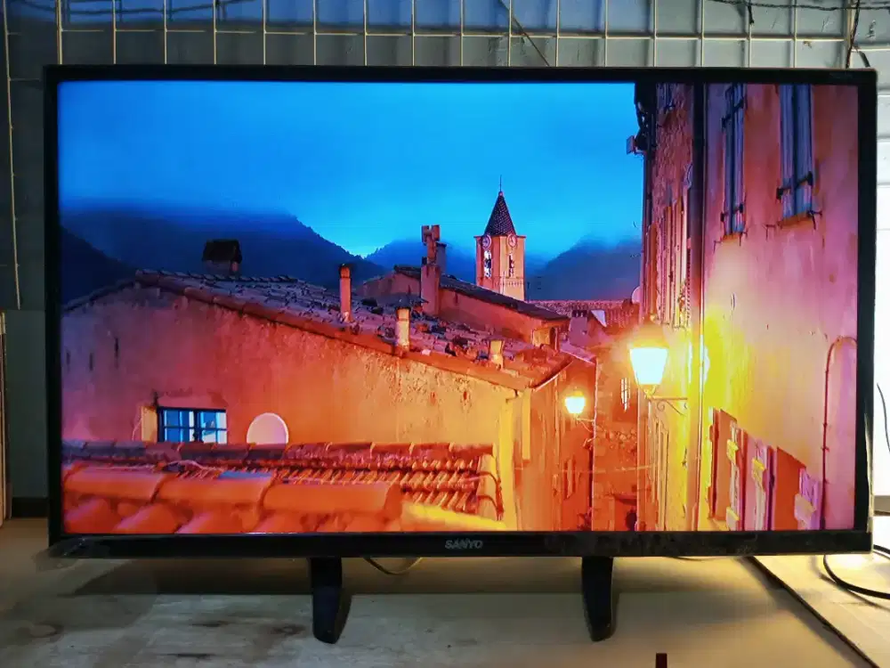 Tv led 32 inc second murah meriah