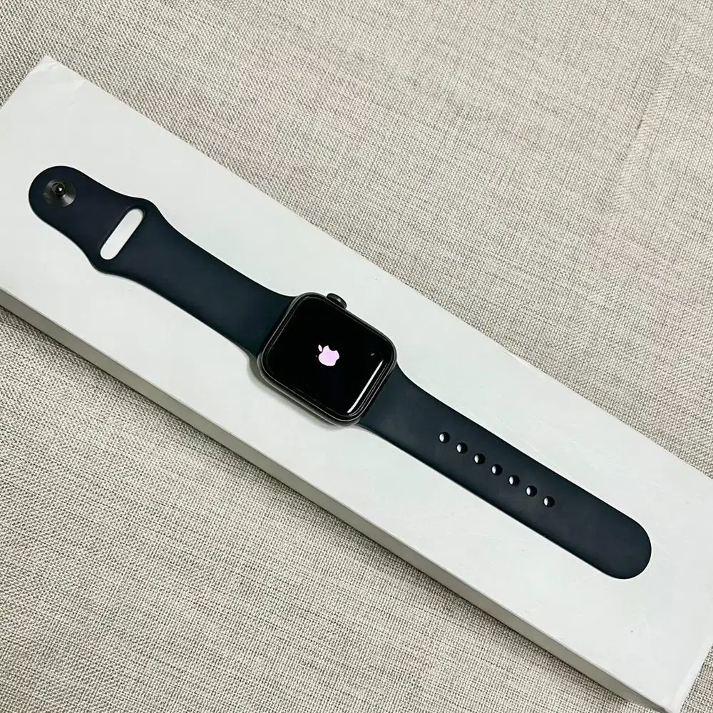 Apple watch series SE 44 MM Fullset