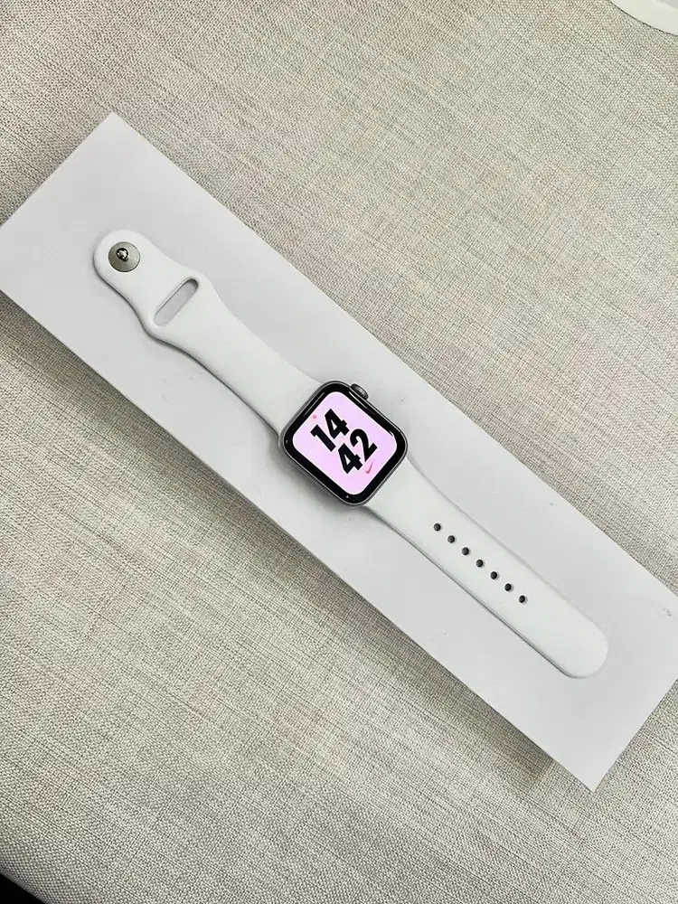 Apple watch series SE 40 mm Fullset