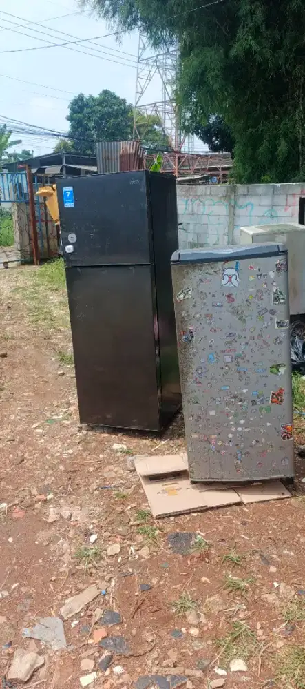 Kulkas rusak segala kondisi