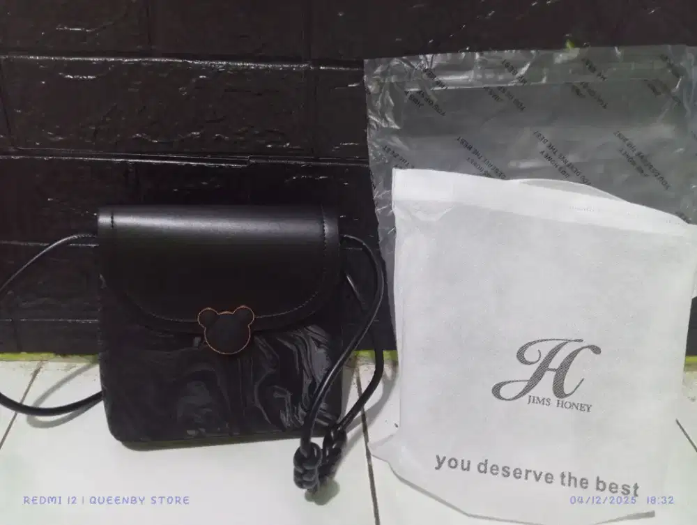 Dijual tas dan dompet