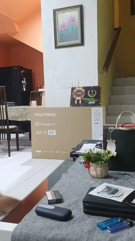 Polytron Google TV 43