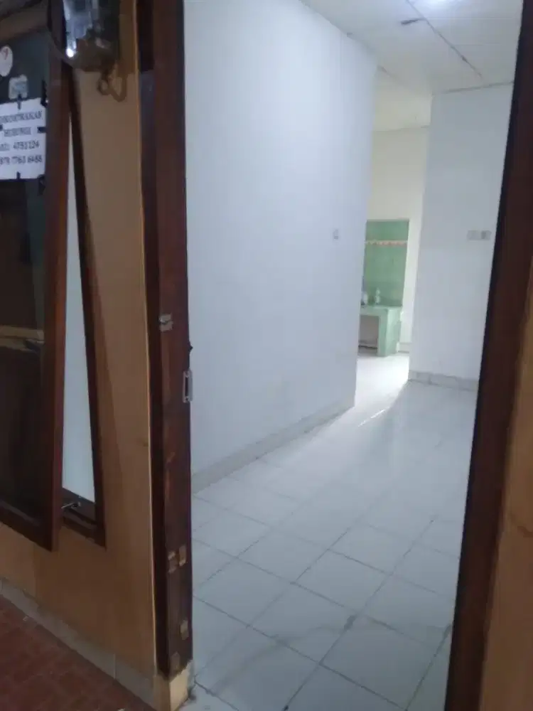 DIKONTRAKAN RUMAH PETAKAN DI JATINEGARA KAUM