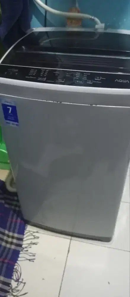 Mesin cuci AQUA 1 tabung