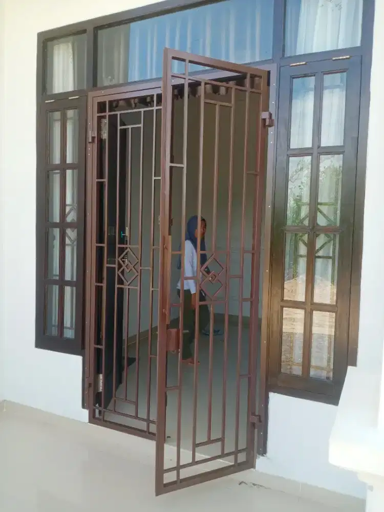 Bengkel las Lampung tralis kanopi tangga pintu pagar balkon tangga