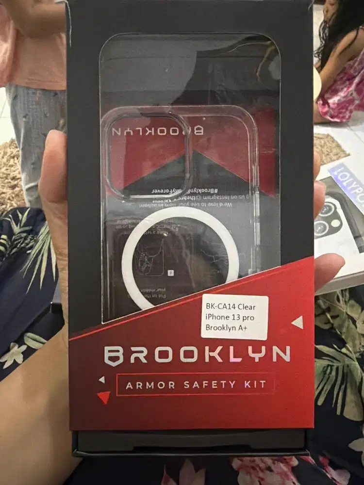 Case Ori Brooklyn iPhone 13 Pro