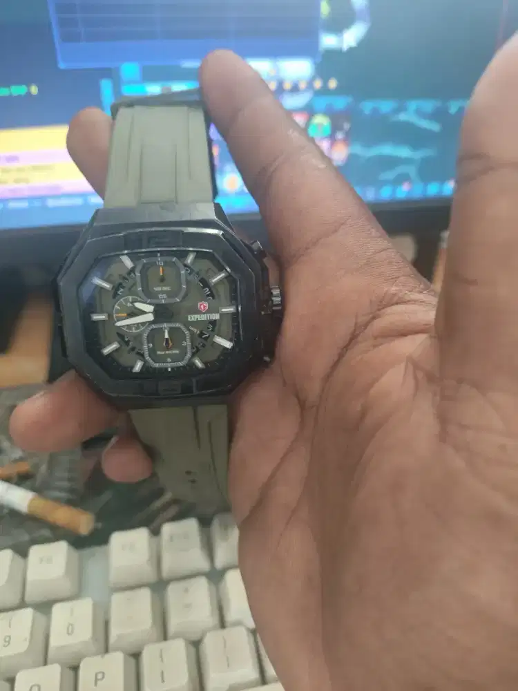 Jam Tangan Expedition E6813M