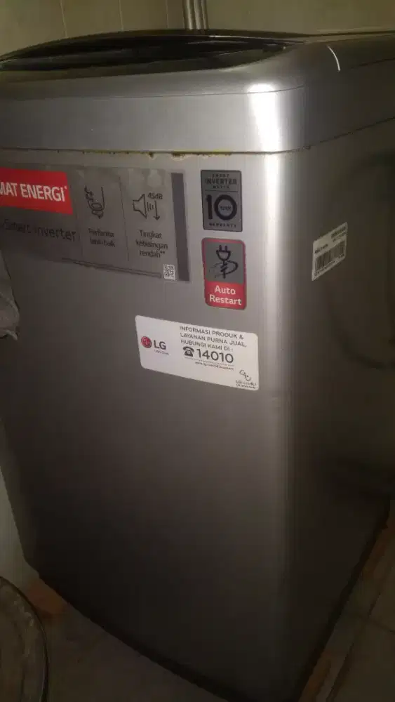 Mesin cuci LG otomatis