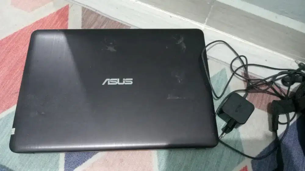 djual laptop Asus ASUS X441M