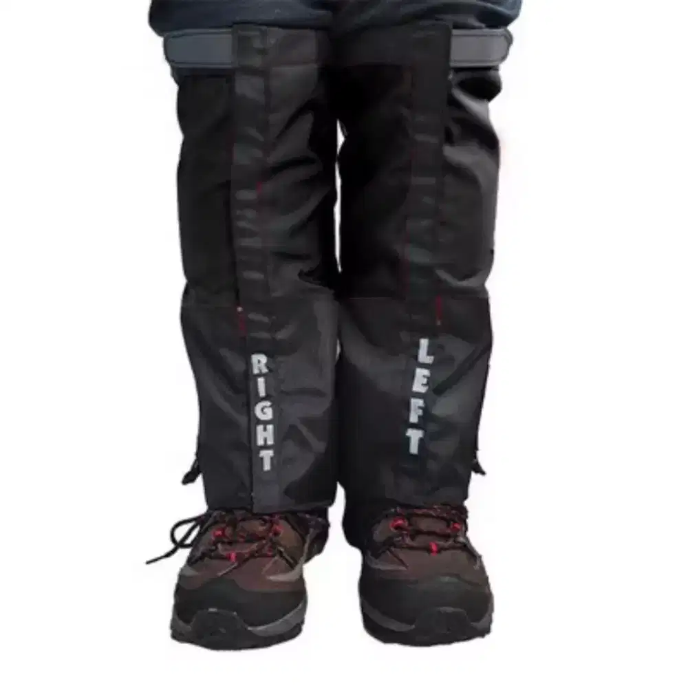 Gaiter pelindung kaki merk Avtect warna hitam