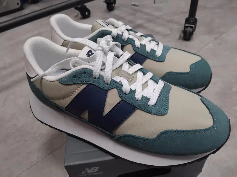 New BALANCE 273 Original