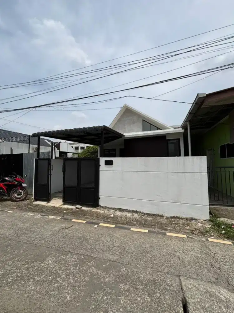 ABHINAYA TIPE 50 UK 6X15,8 DEKAT PINTU TOL