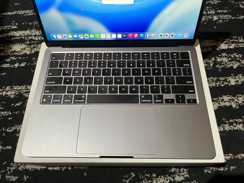 MacBook Air M3 13 inch 16Gb 256Gb Fullset Original iBox Nominus Mulus
