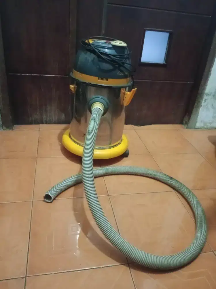 Vacuum Cleaner Shino