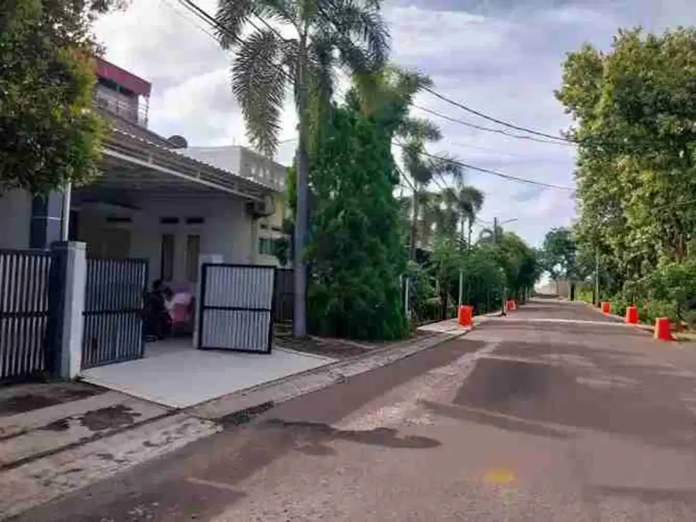 Rumah Dijual Murah di Cluster Aralia Harapan Indah Bekasi Harga Nego