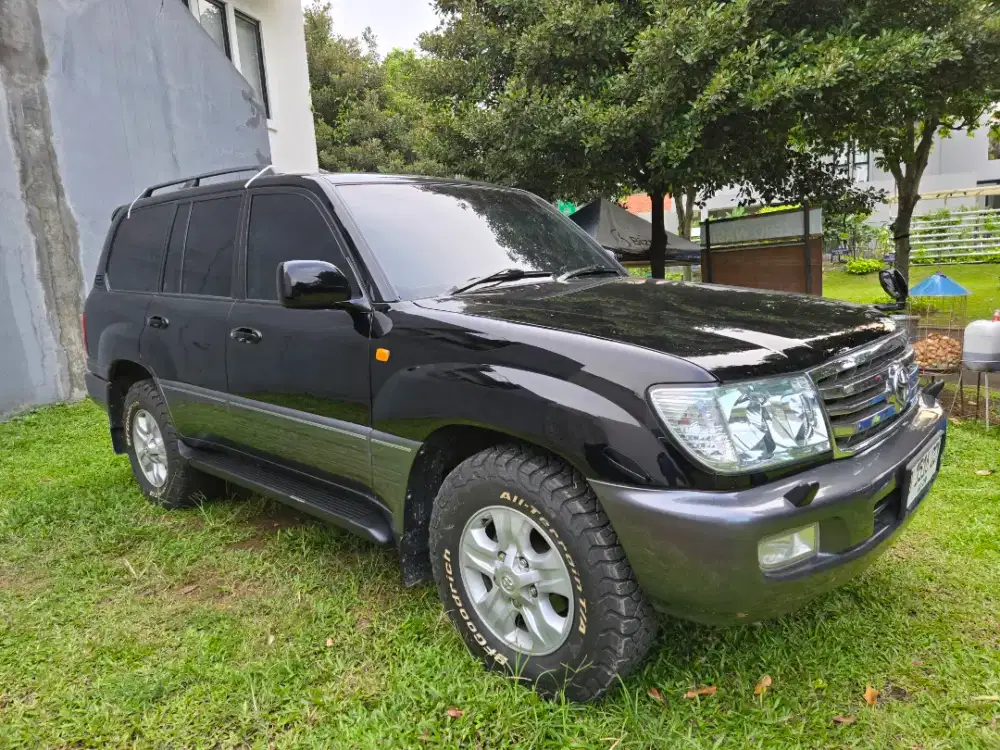 Land Cruiser VX100 Limited Edition