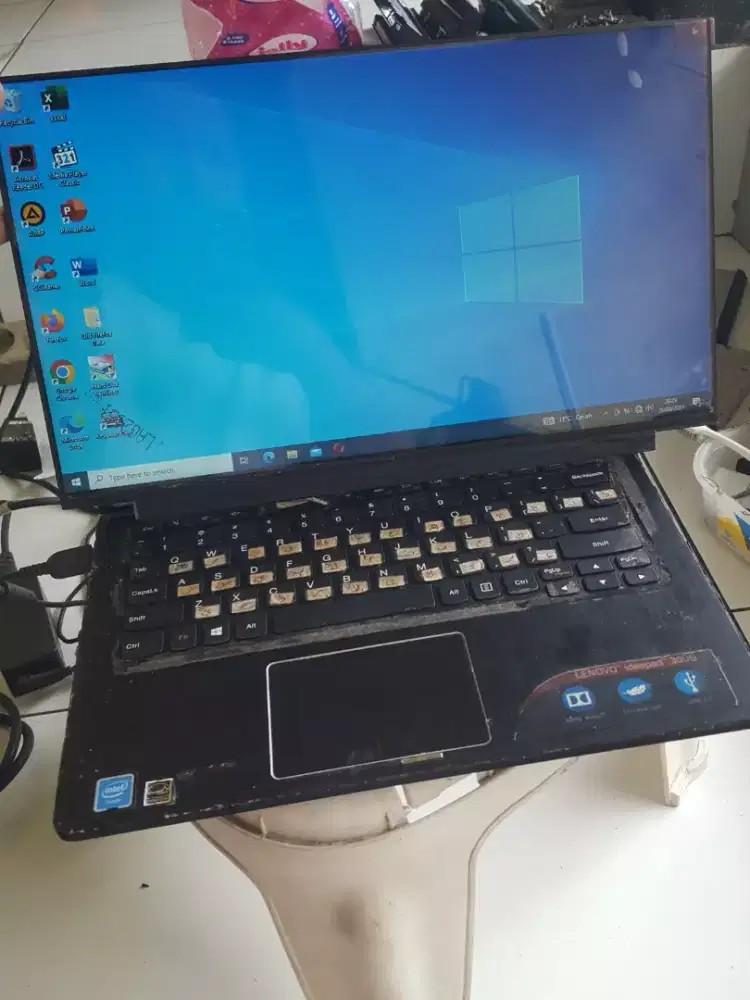 Led laptop slim 15.6 inc 30 pin minus ada garis dipinggir