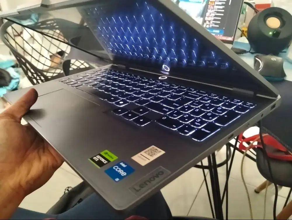 Lenovo LOQ 15IAX9 I5 12450HX RTX2050 4GB/ 20GB 512GB Windows 11+Office