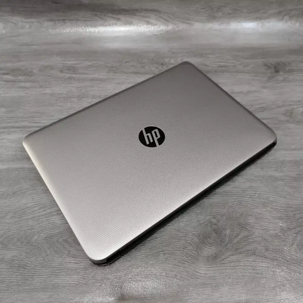 Laptop Hp Slim Ram 8GB  Mouse Baru Siap pakai [Bisa Diantar Kerumah]