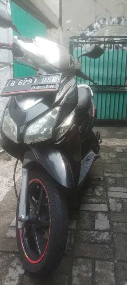 Di jual vario 110 th 2011surat2 komplit