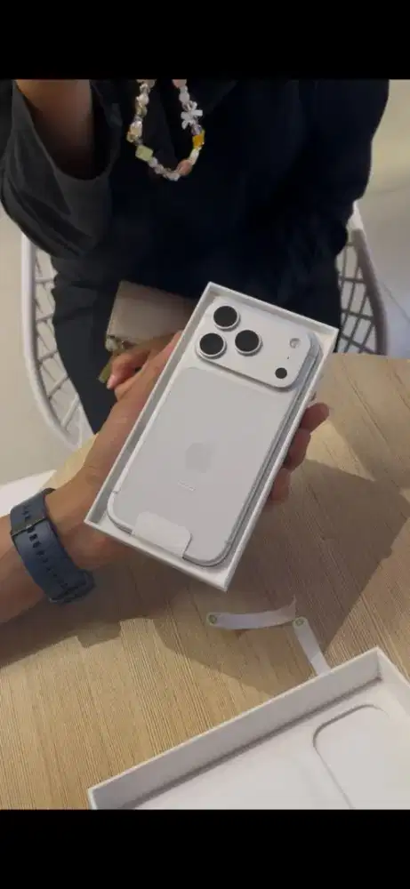 IPHONE 16 PRO 512 SILVER READY