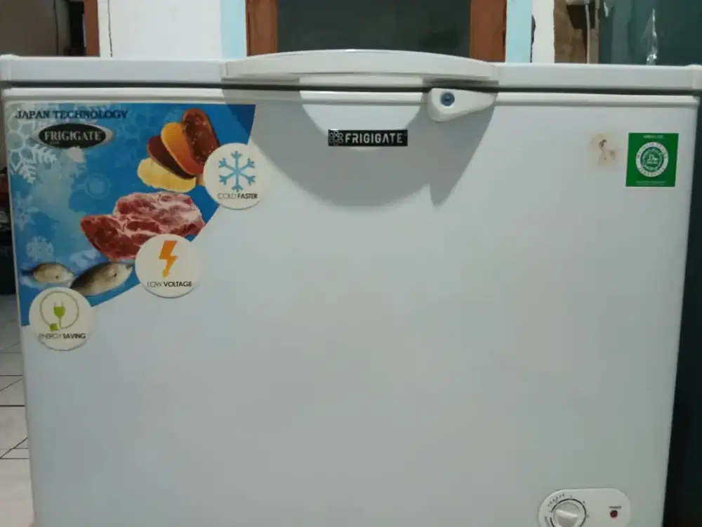Di jual freezer Frigigate 200 Liter