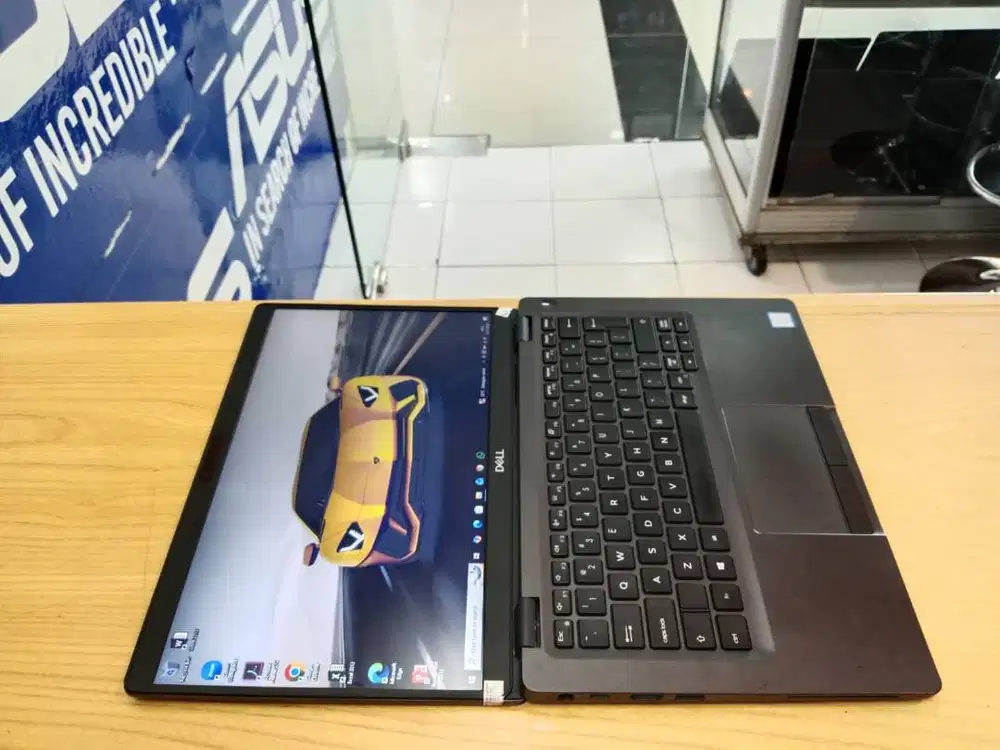 ULTRABOOK DELL 5300 CORE i5 GEN 8 RAM 8GB SSD 256GB SIAP PAKAI